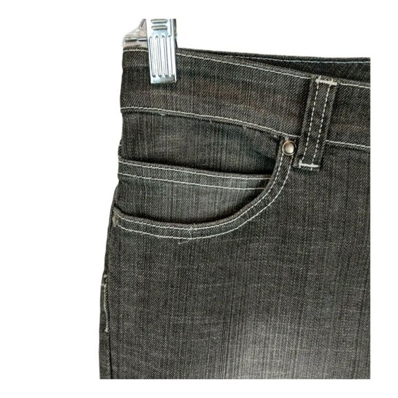 Chico's Platinum Gray Denim Straight Leg Jeans Size 6 (0.5) Embroidered Pockets - Picture 4 of 8